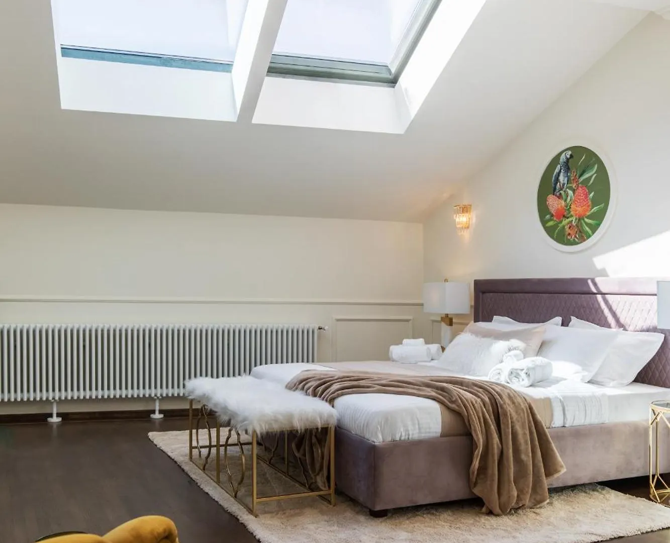 Apartment Holt Old Town Luxury Suites Bucharest