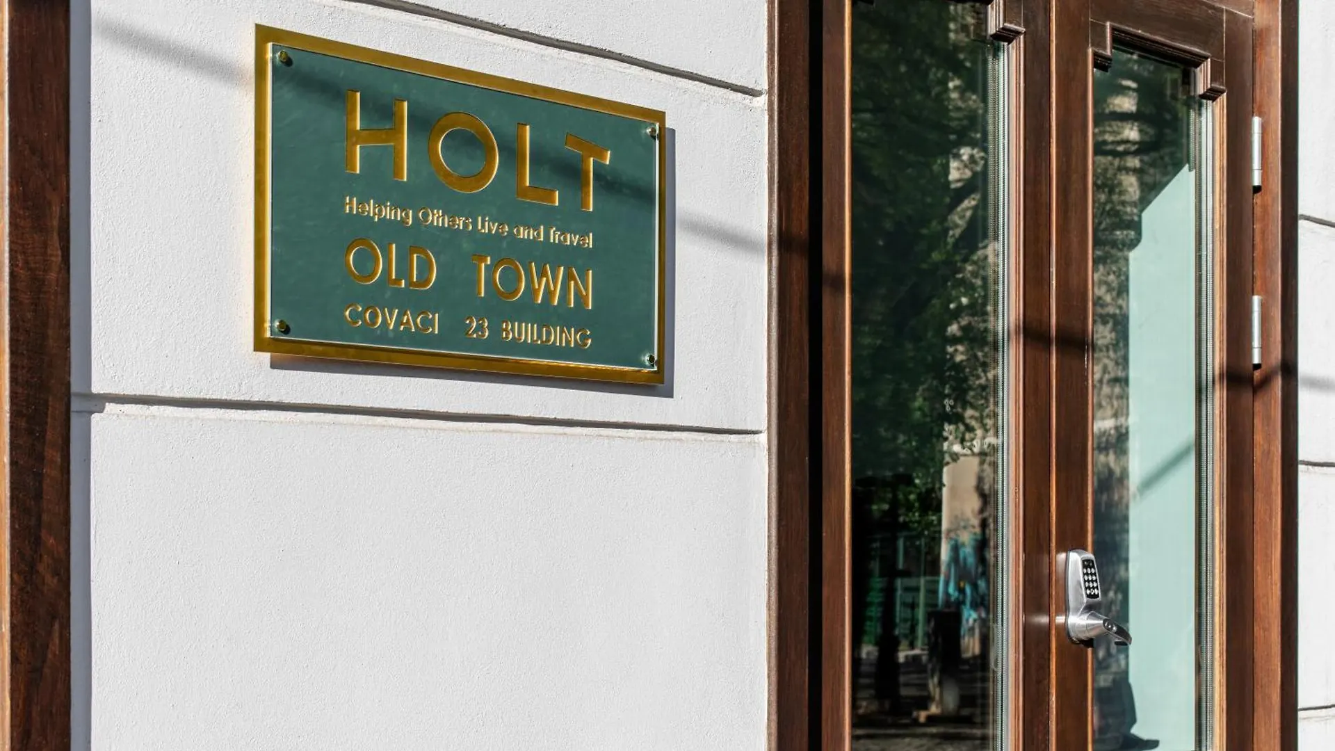 Holt Old Town Luxury Suites Bucharest Apartment
