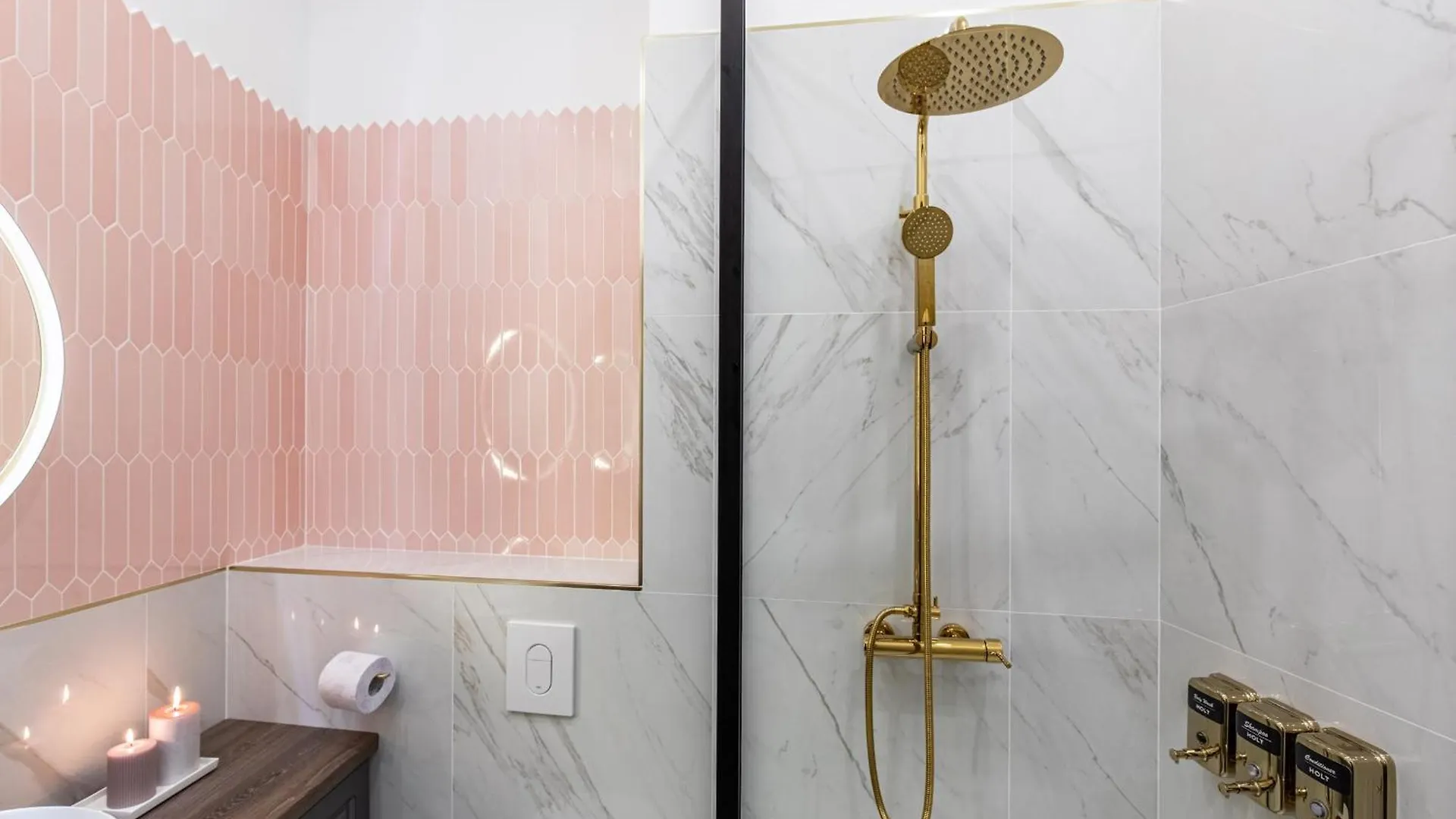 Apartment Holt Old Town Luxury Suites Bucharest
