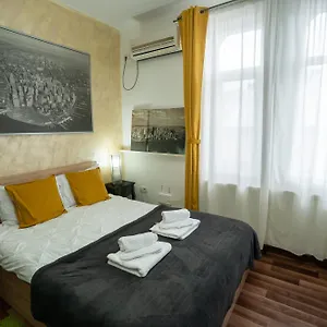 Apartament Old Center Universitate Coltea - Cav9, Bucureşti